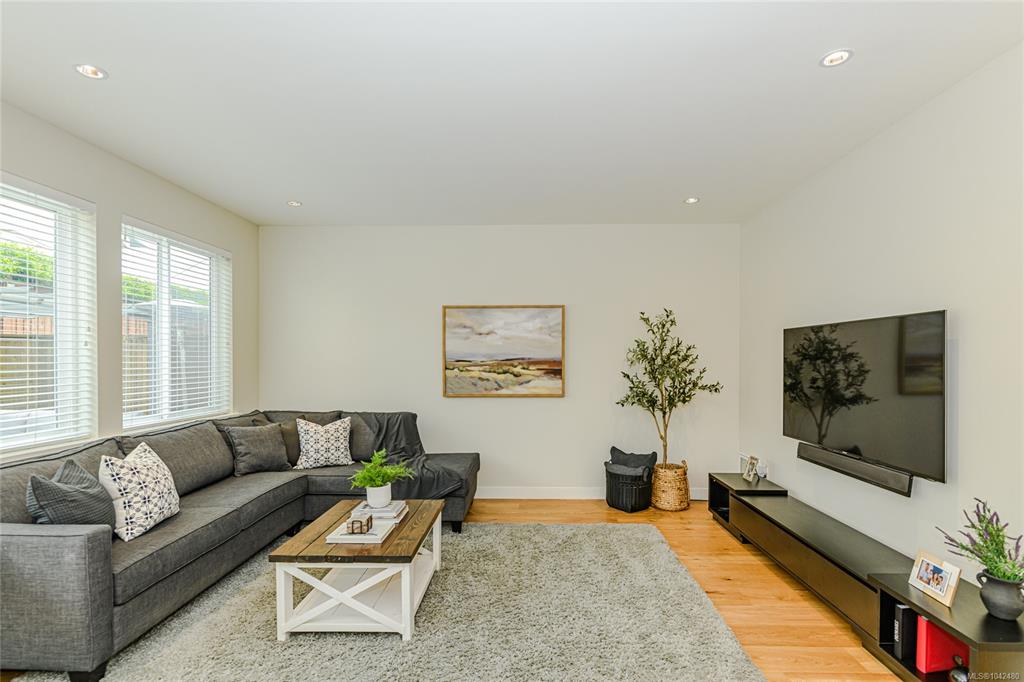 Fifth View of 2922 Burlington Cres, Langford, BC, V9B 0K6