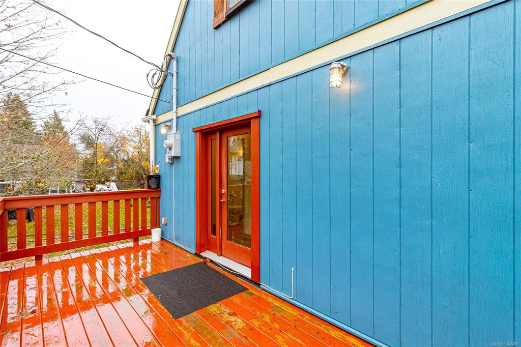 Fifth View of 84 Lakeview Ave, Lake Cowichan, BC, V0R 2G0