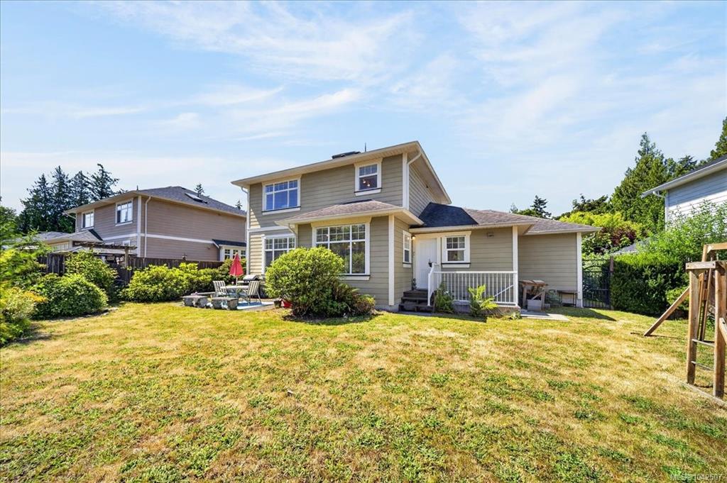 6524 Stonewood Dr, 1042507, BC,