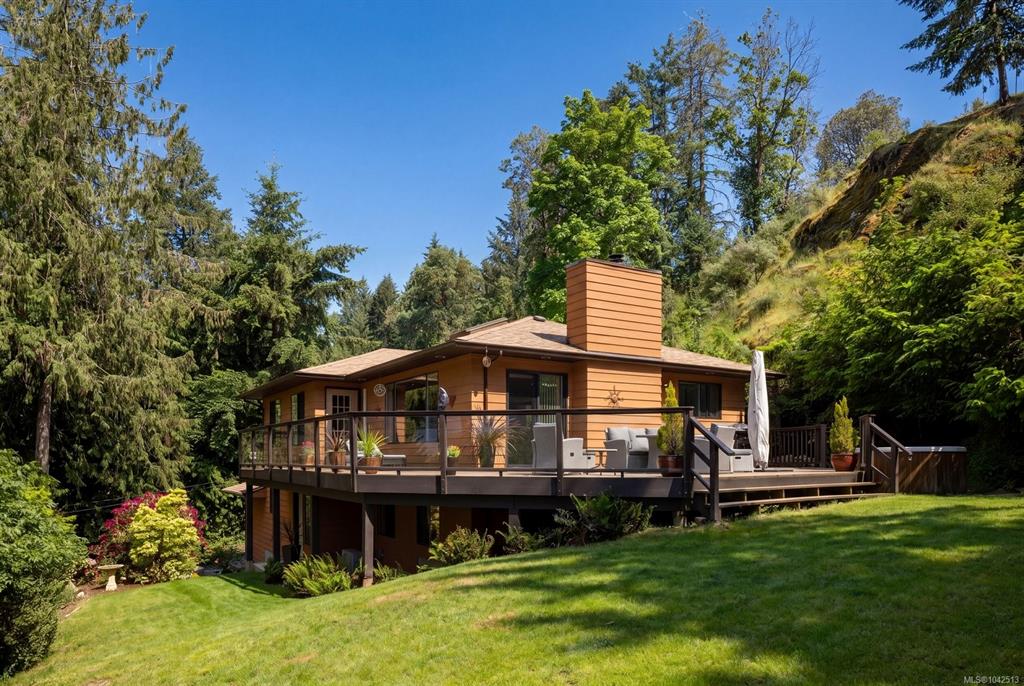 7084 Willis Point Rd, 1042513, BC,