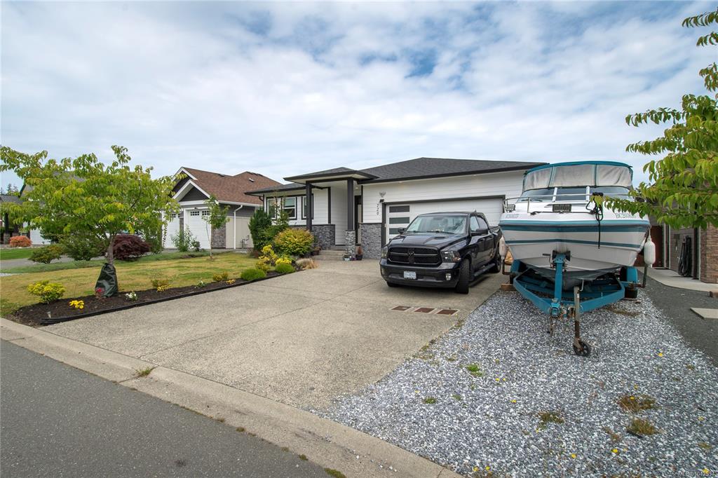 Fourth View of 720 Sitka St, Campbell River, BC, V9H 0E5