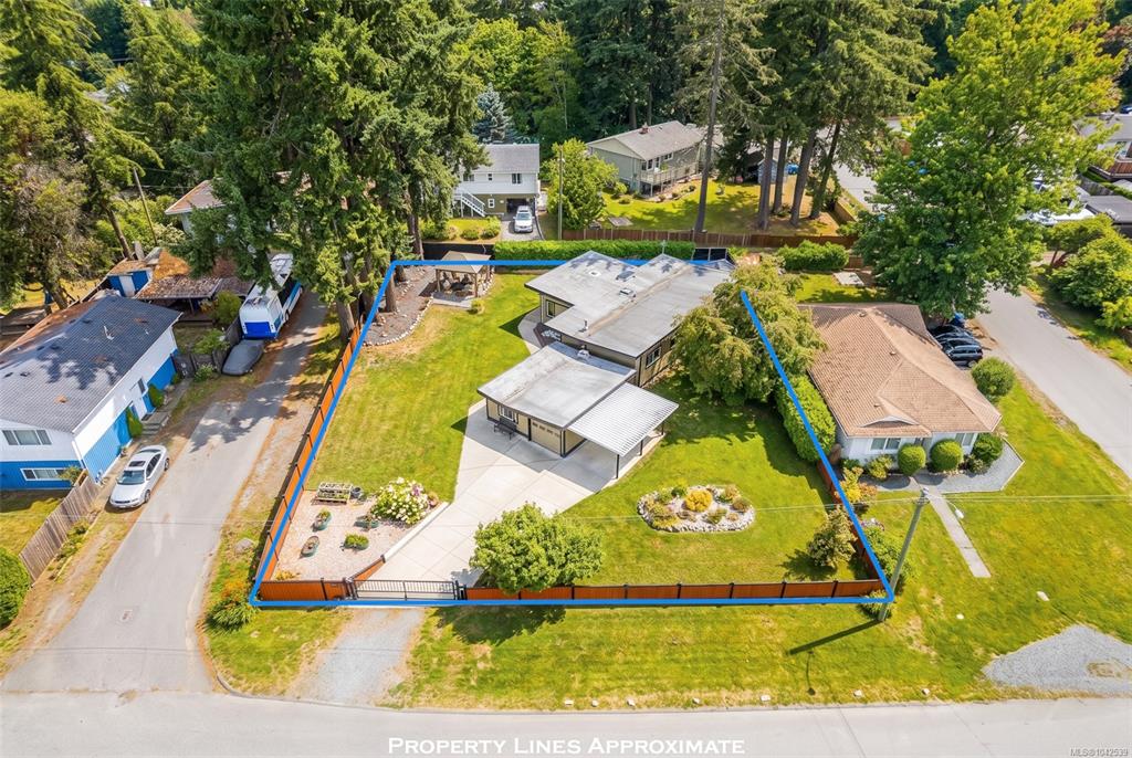 Second View of 789 Bowman Ave, Nanaimo, BC, V9R 4L5
