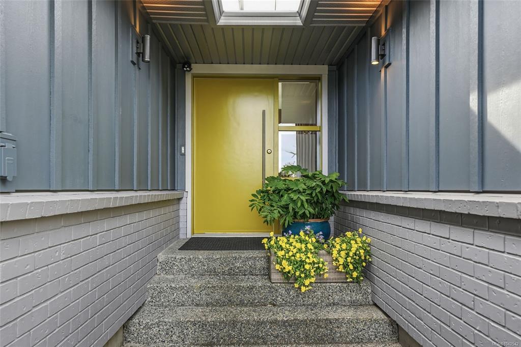 Fourth View of 235 Concordia Pl, Nanaimo, BC, V9R 6A9