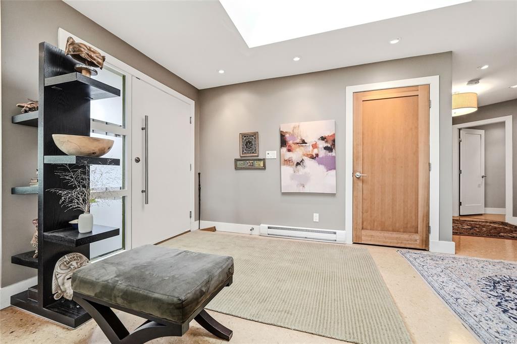 Fifth View of 235 Concordia Pl, Nanaimo, BC, V9R 6A9