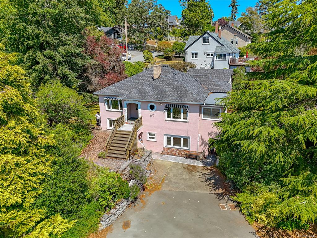430 Gorge Rd W, 1042546, BC,