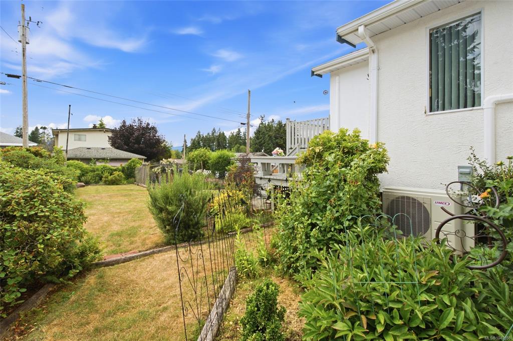 Third View of 3988 6th Ave, Port Alberni, BC, V9Y 4M4