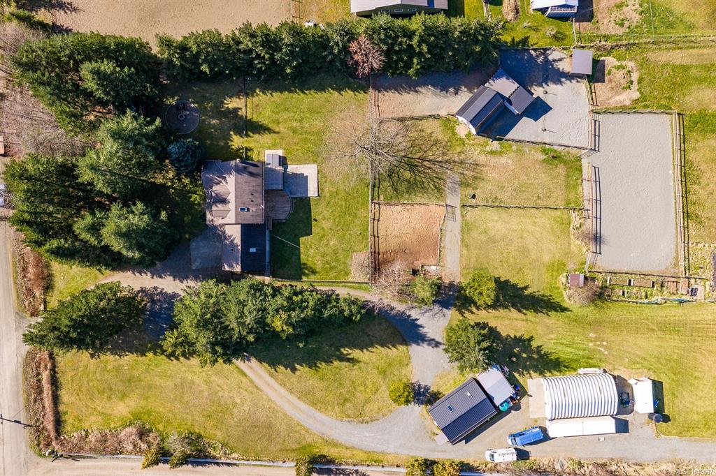 6104 Ledingham Rd, 1042567, BC,