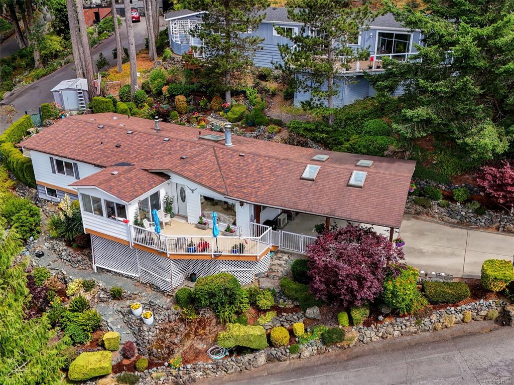 5838 Blythwood Rd, 1042568, BC,