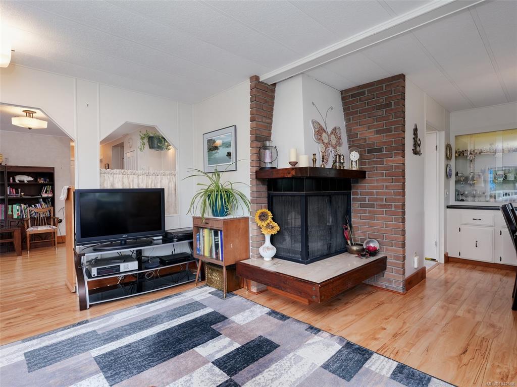 Fifth View of 5838 Blythwood Rd, Sooke, BC, V9Z 0G2
