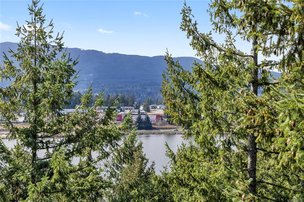 Fourth View of 340 Summit Dr, Long Lake Heights, Nanaimo, BC, V9T 5R2