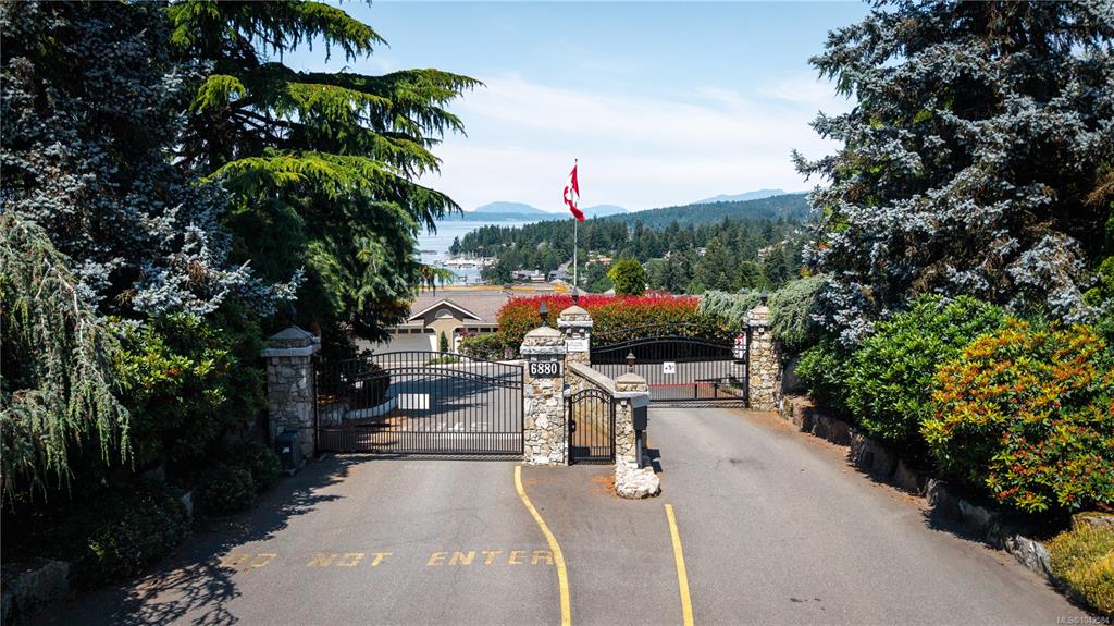 Third View of 6880 Wallace Dr, Port Royale, Central Saanich, BC, V8M 1N8