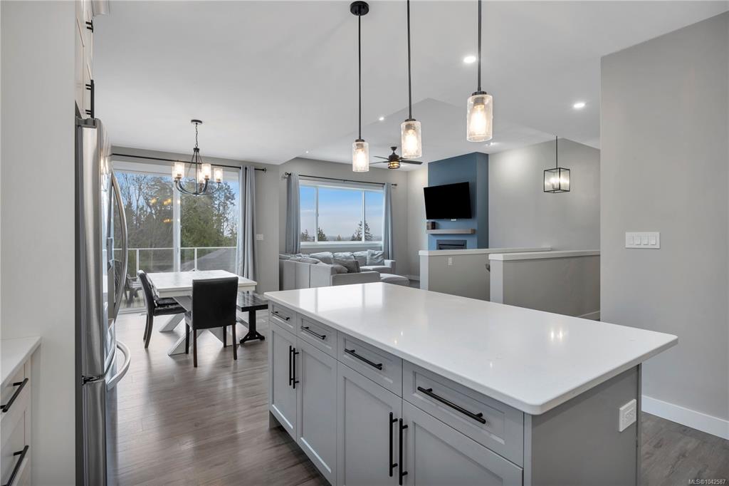 Third View of 127 Ray Knight Dr, Ladysmith, BC, V9G 0B8