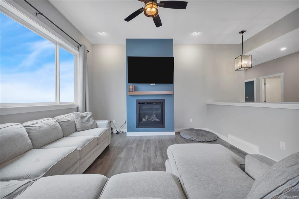 Fourth View of 127 Ray Knight Dr, Ladysmith, BC, V9G 0B8
