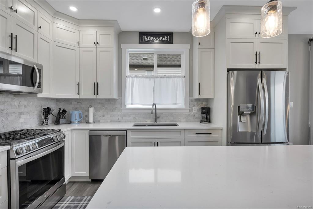Fifth View of 127 Ray Knight Dr, Ladysmith, BC, V9G 0B8