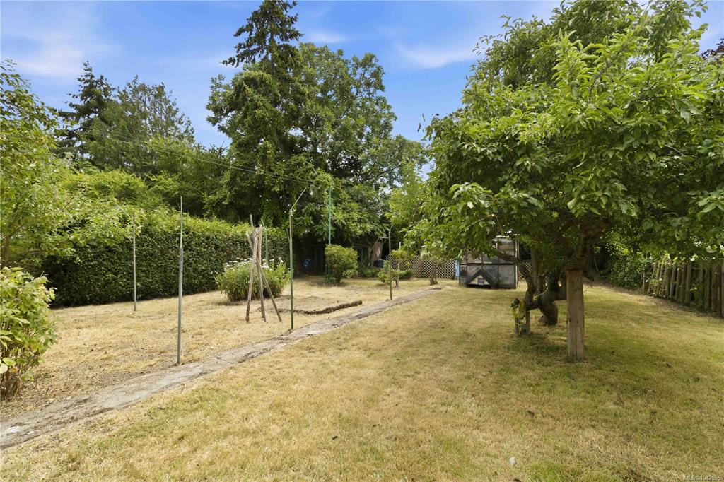 Fifth View of 1219 Juno St, Esquimalt, BC, V9A 5J9