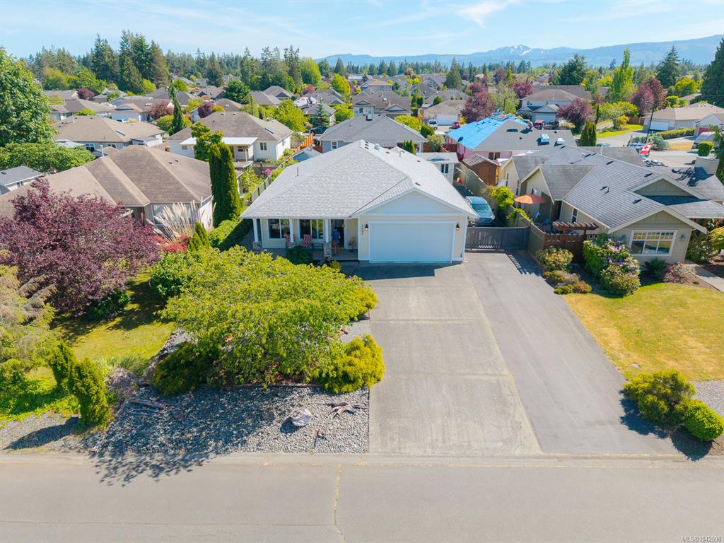 Fifth View of 1085 Tara Cres, Parksville, BC, V9P 2W5