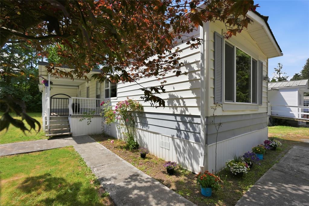 Third View of 1359 Cranberry Ave, Nanaimo, BC, V9R 6L5