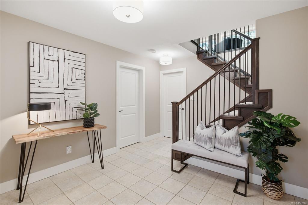 Fifth View of 473 Nottingham Dr, Nanaimo, BC, V9T 0C2