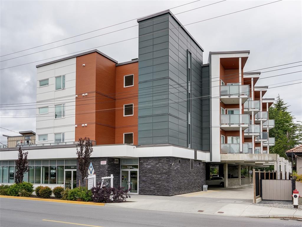 7098 Wallace Dr, 1042628, BC,