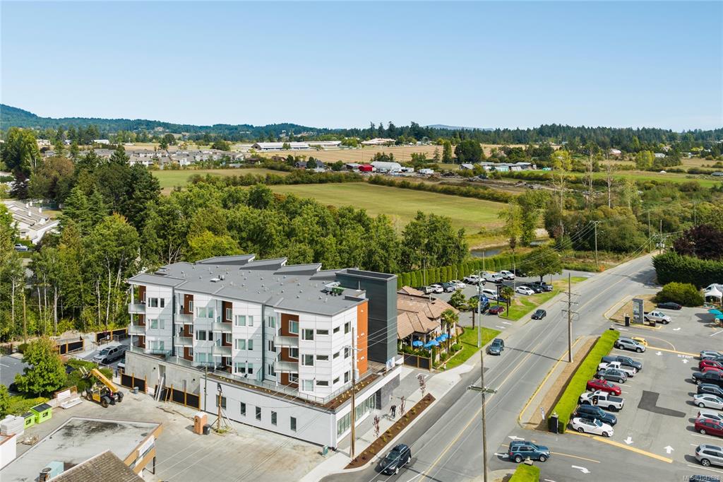 Fourth View of 7098 Wallace Dr, Central Saanich, BC, V8M 1G9
