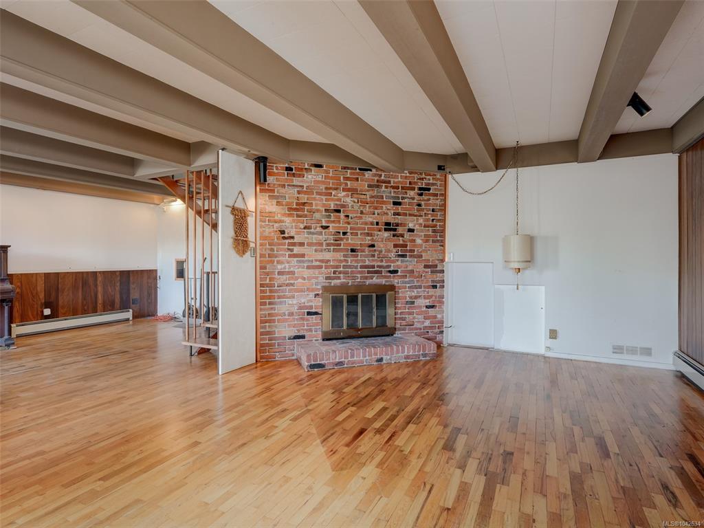 Fourth View of 1232 Richardson St, Victoria, BC, V8V 3E1