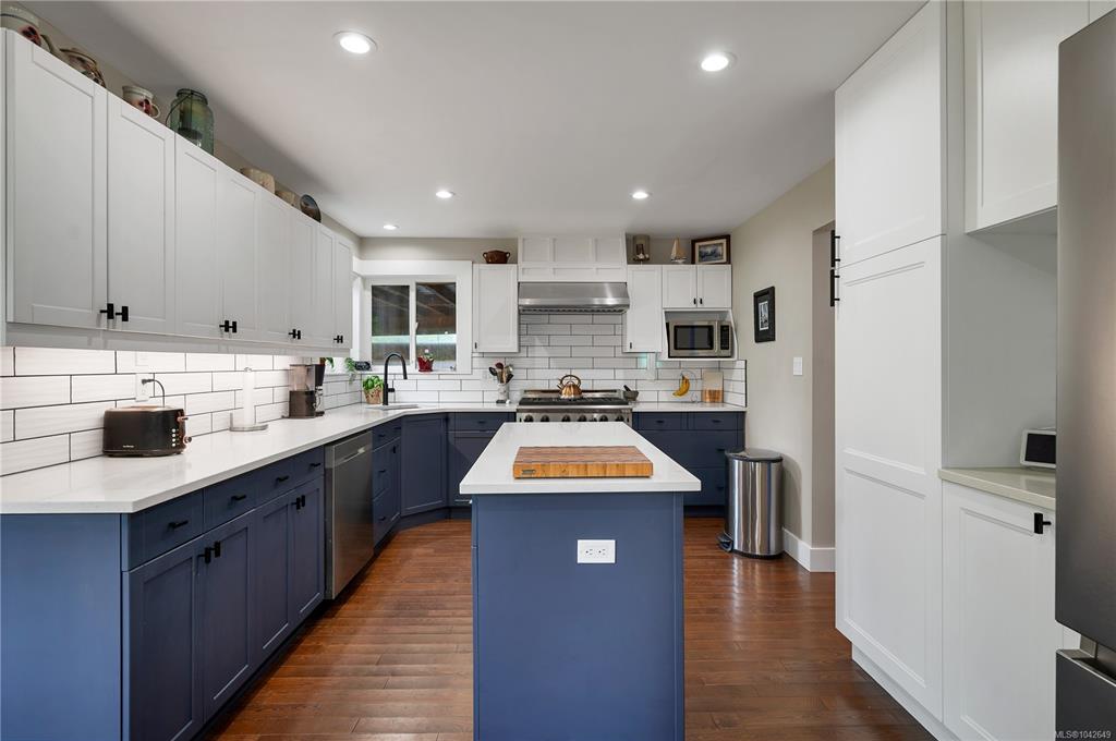Fifth View of 212 Seabreeze Dr, Campbell River, BC, V9H 1J1