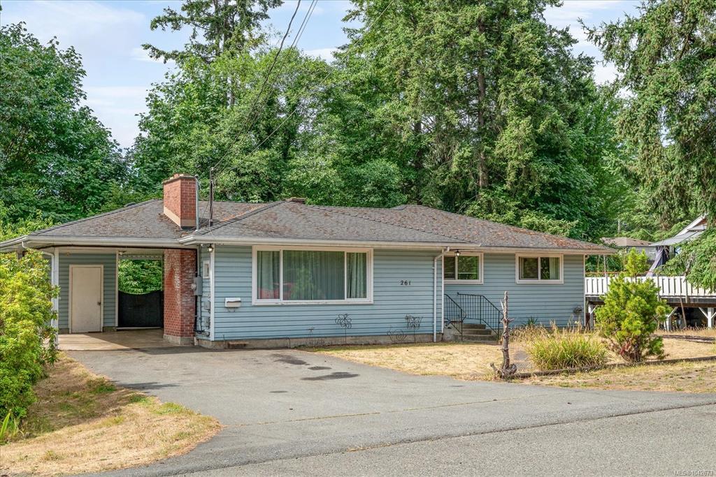 261 Villa Rd, 1042673, BC,