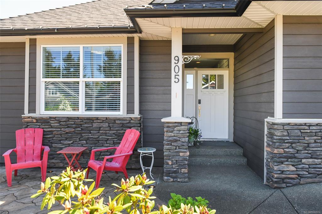 Third View of 905 Prestwick Pl, Courtenay, BC, V9N 0E1