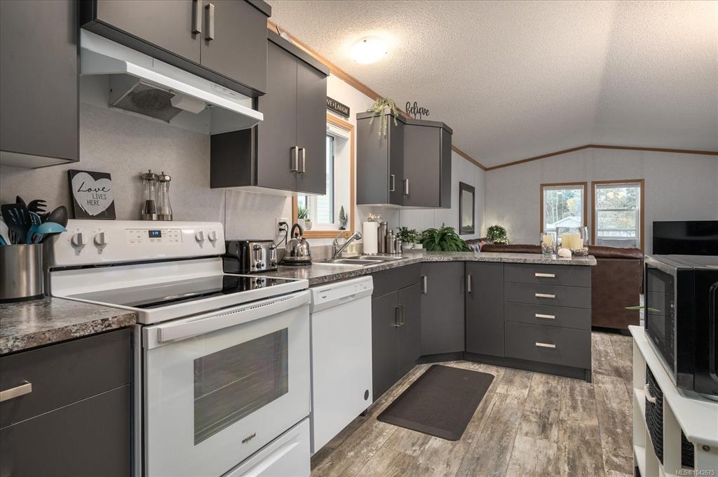 Fifth View of 6820 Parklands Pl, Lantzville, BC, V0R 2H0