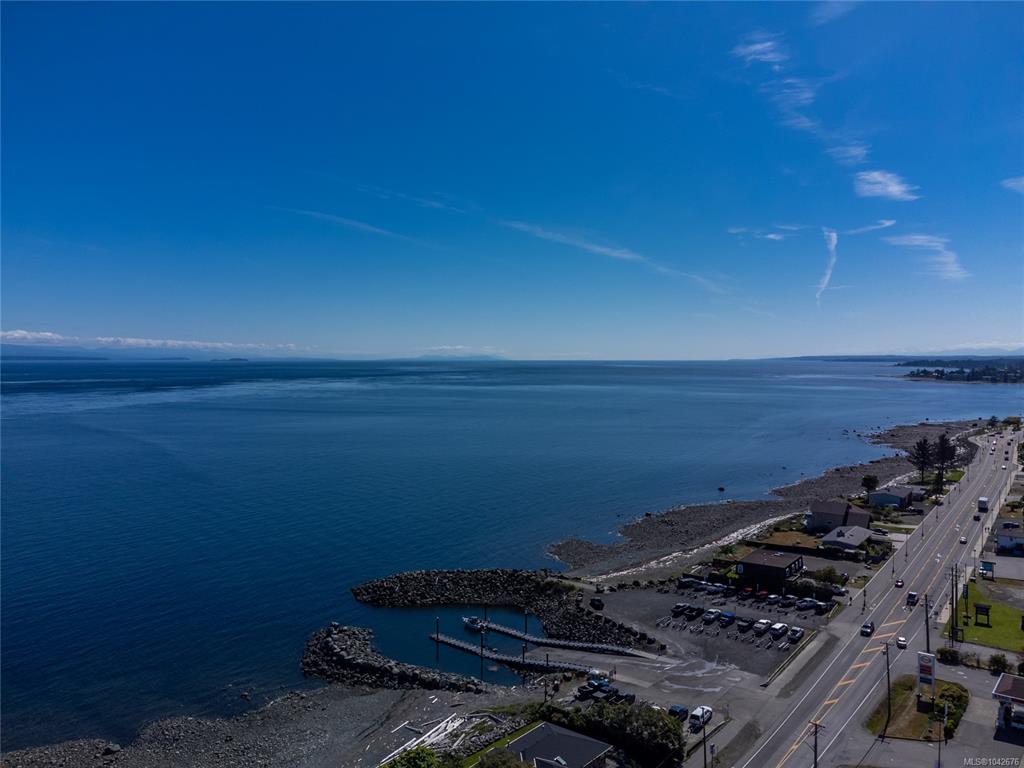 920 Island Hwy S, 1042676, BC,