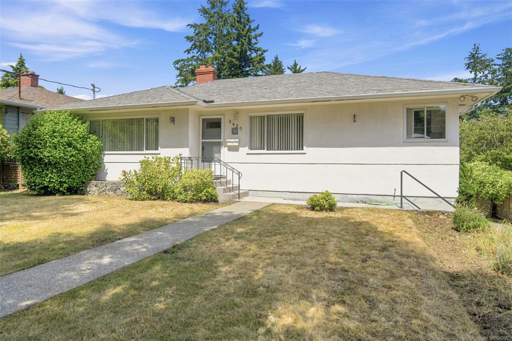 2430 Camelot Rd, 1042682, BC,