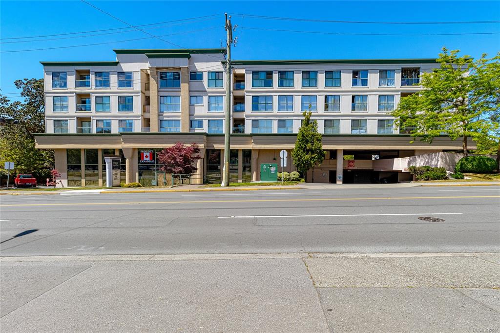 Second View of 3460 Quadra St, Saanich, BC, V8X 1G6