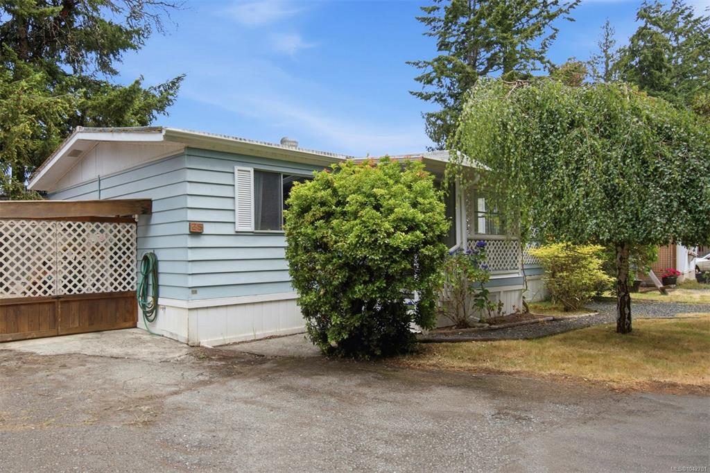 Second View of 1247 Arbutus Rd, Parksville, BC, V9P 1R4