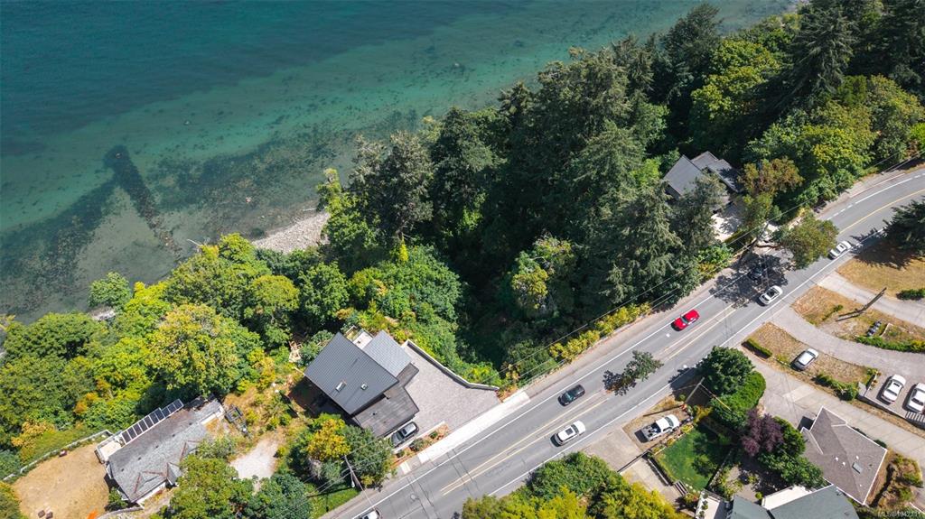 Third View of 4569 Cordova Bay Rd, Saanich, BC, V8X 3V6