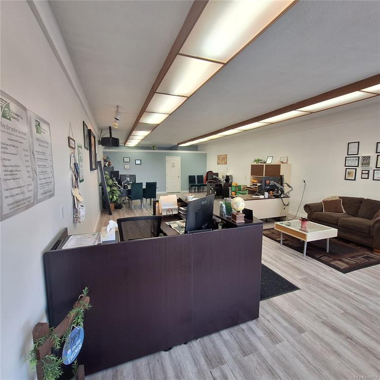 Third View of 162 Harrison Ave, Parksville, BC, V9P 2G6
