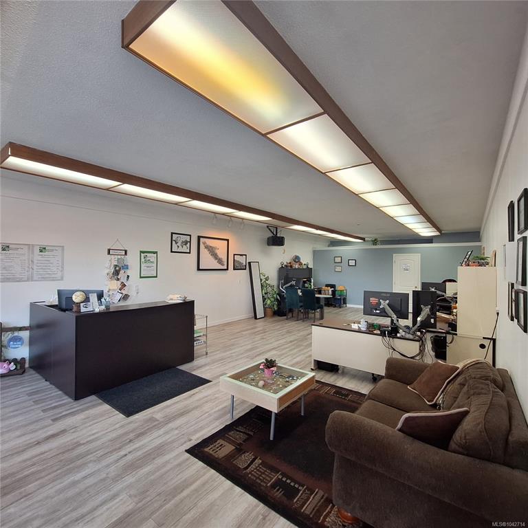 Fourth View of 162 Harrison Ave, Parksville, BC, V9P 2G6