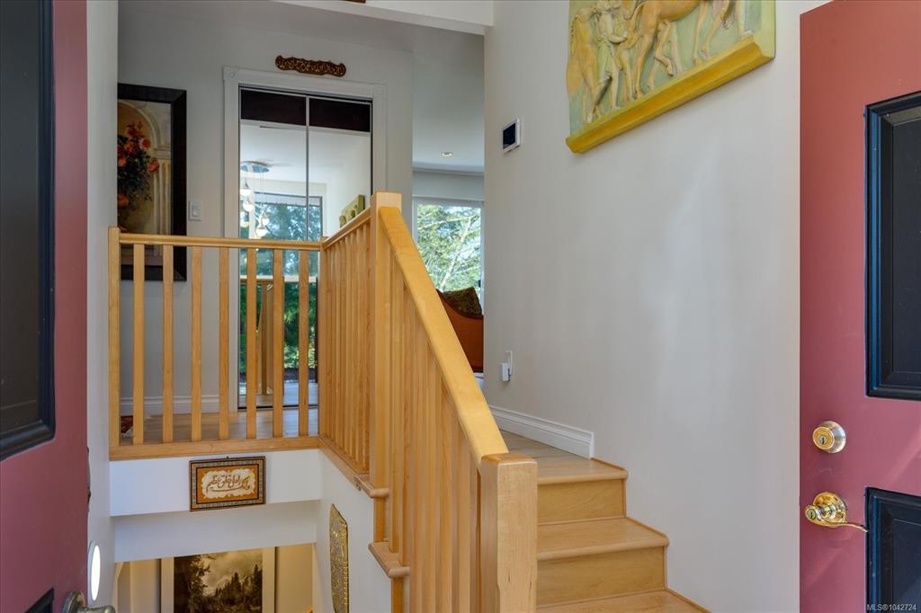 Fifth View of 1701 Morden Rd, Nanaimo, BC, V9X 1T6