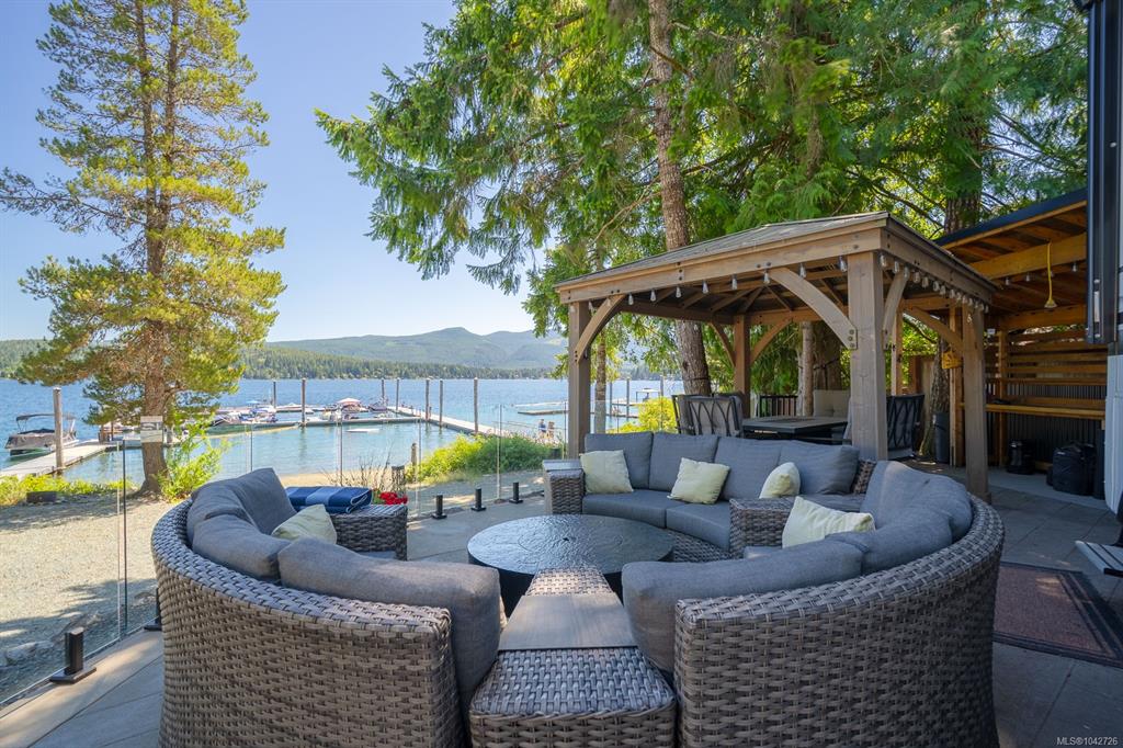 Fifth View of 9752 Lakeshore Rd, Port Alberni, BC, V9Y 8Z3