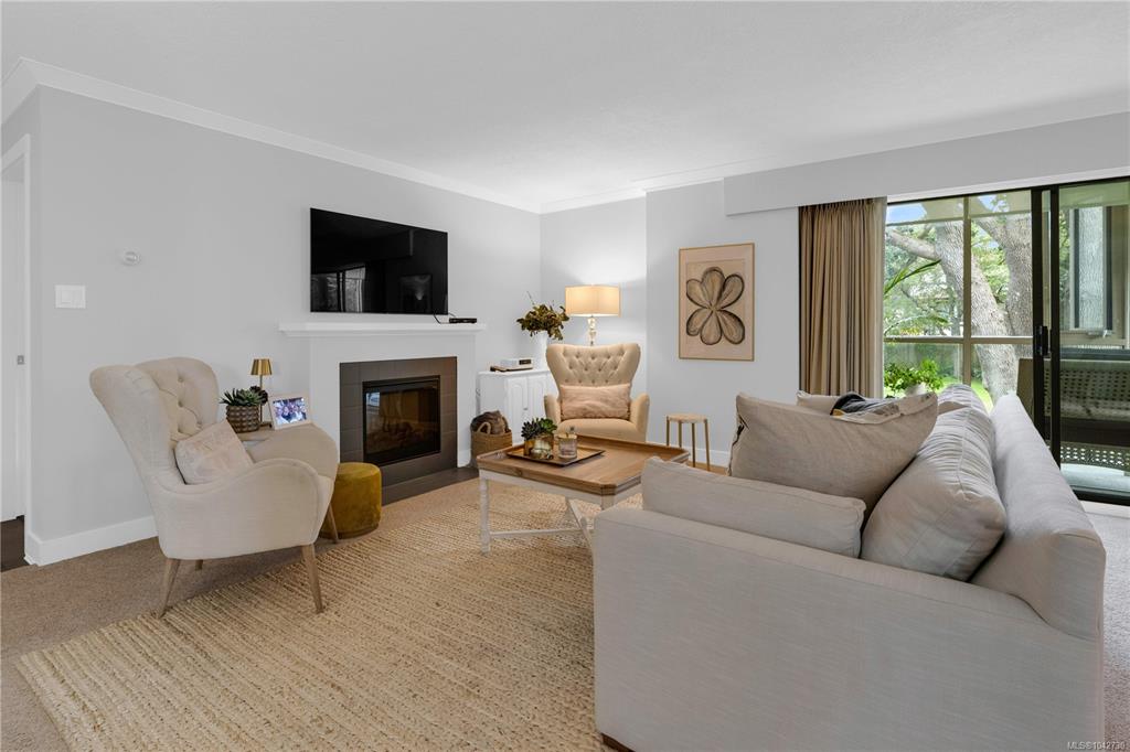 2125 Oak Bay Ave, 1042730, BC,