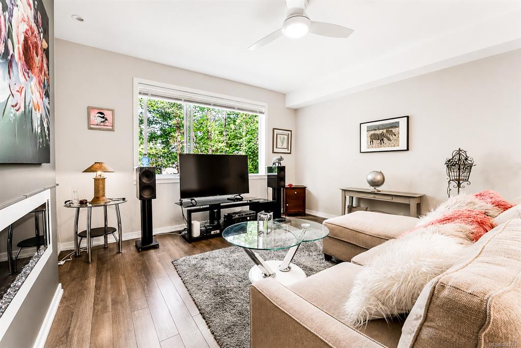Fourth View of 694 Hoylake Ave, Langford, BC, V9B 3P7