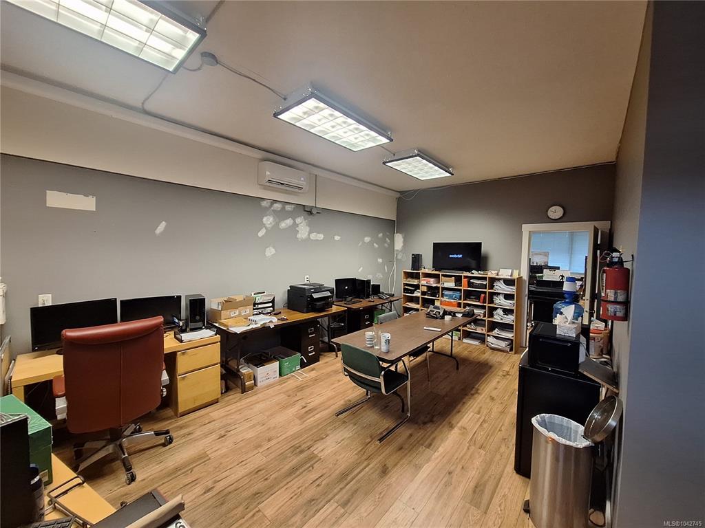 Fourth View of 162 Harrison Ave, Parksville, BC, V9P 2G6