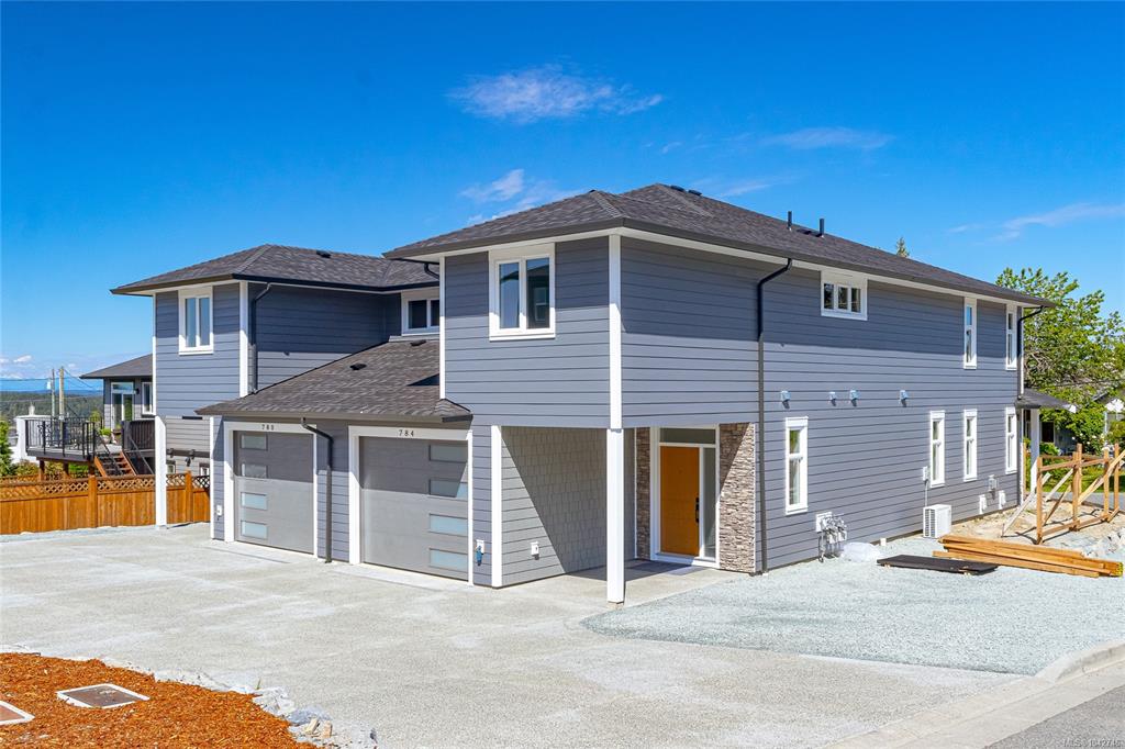 780 Russell Rd, 1042746, BC,