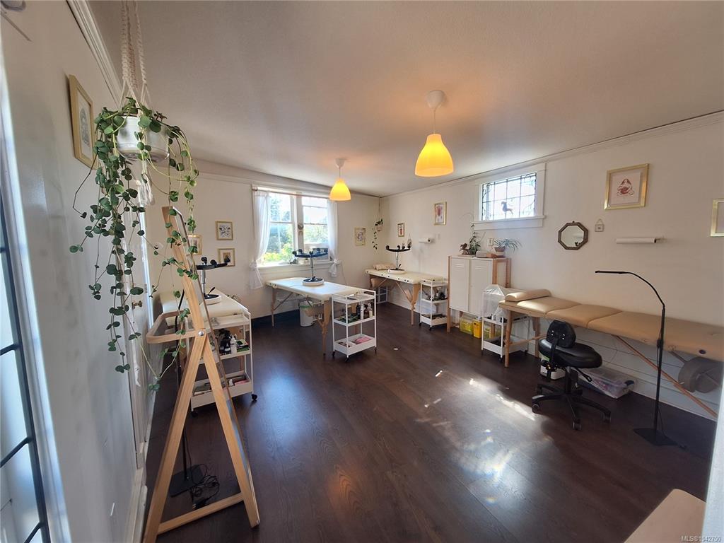 Fourth View of 291 Wallace St, Nanaimo, BC, V9R 5B4