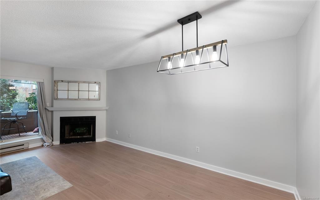 Fifth View of 2520 Wark St, Victoria, BC, V8T 5G6