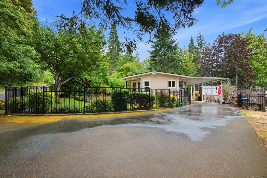 5679 Tomswood Rd, 1042777, BC,