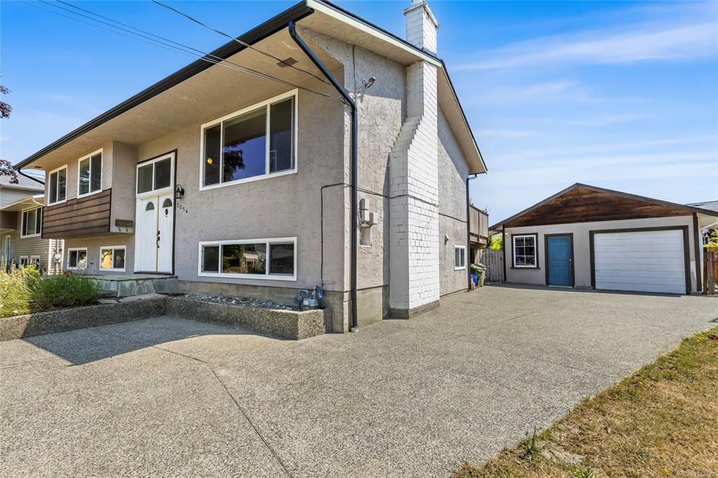 Fifth View of 2054 Piercy Ave, Sidney, BC, V8L 2K5