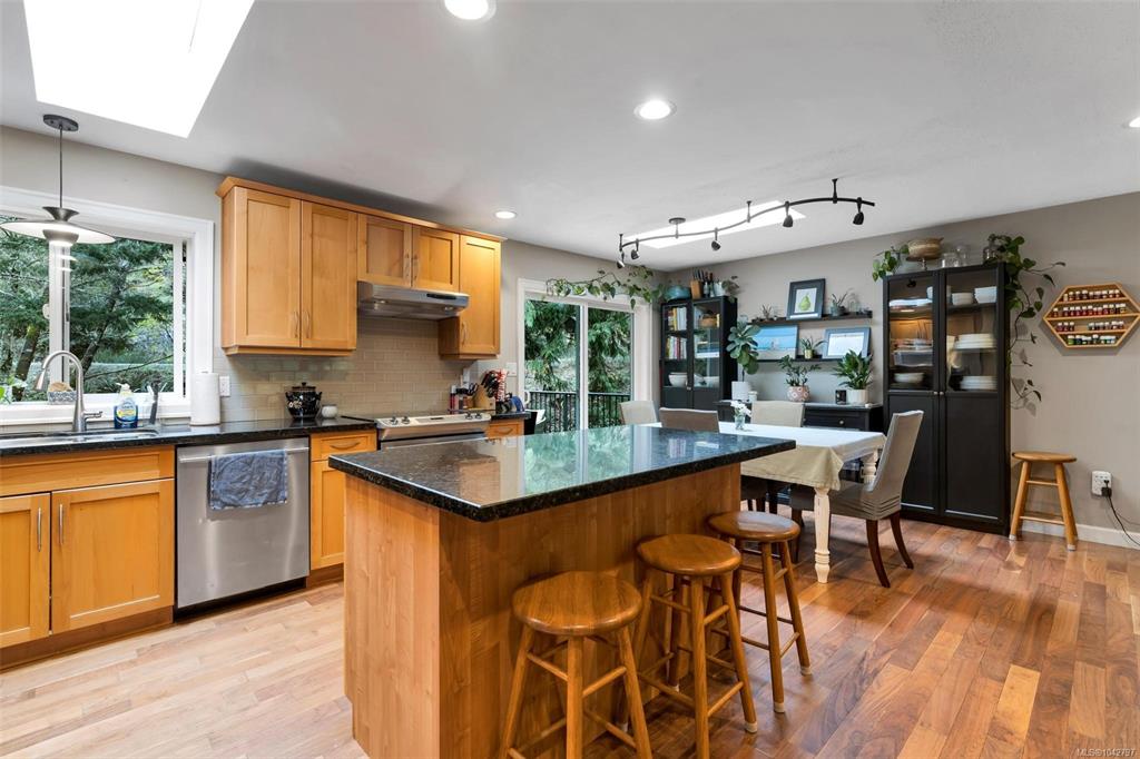 5308 Rocky Point Rd, 1042797, BC,
