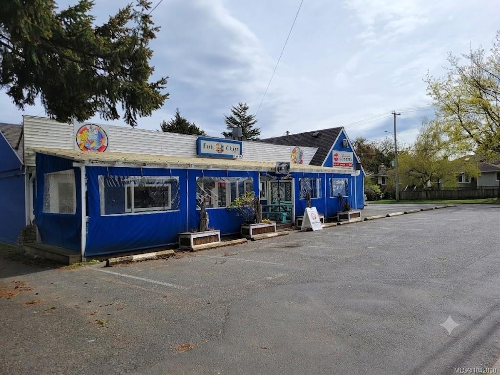 Third View of 10153 Resthaven Dr, Sidney, BC, V8L 3G8