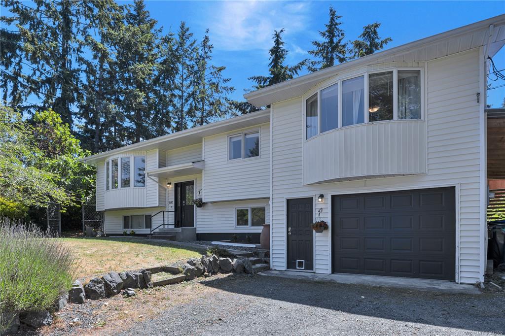 Second View of 7487 Forest Turn Way, Lantzville, BC, V0R 2H0