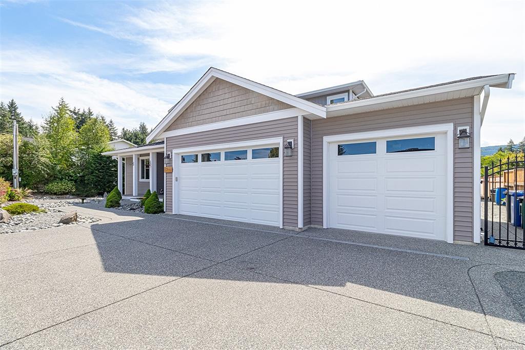 Fifth View of 10842 Wilcox Rd, Saltair, BC, V9G 1A9